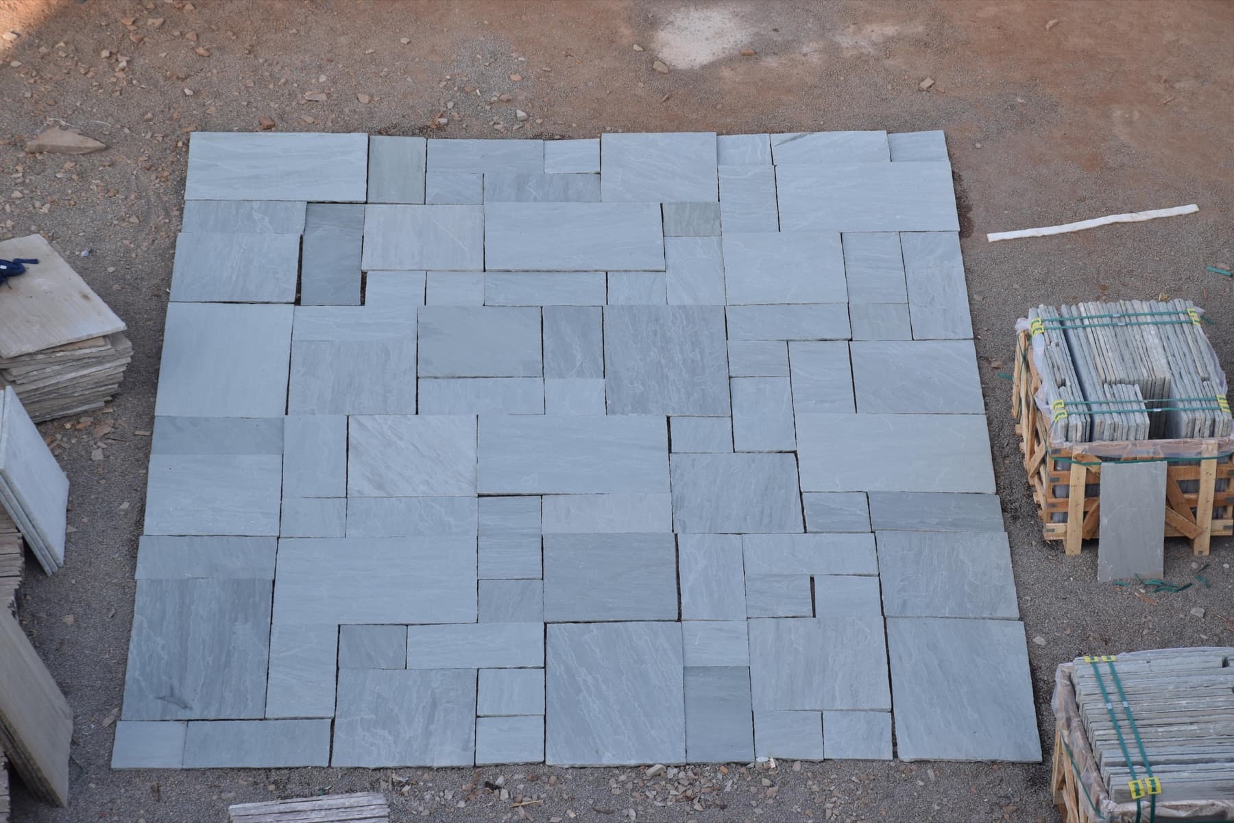 Khadipur Grey · Slab face